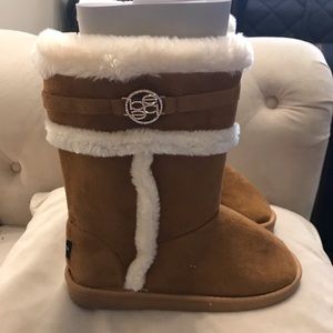Bebe boots